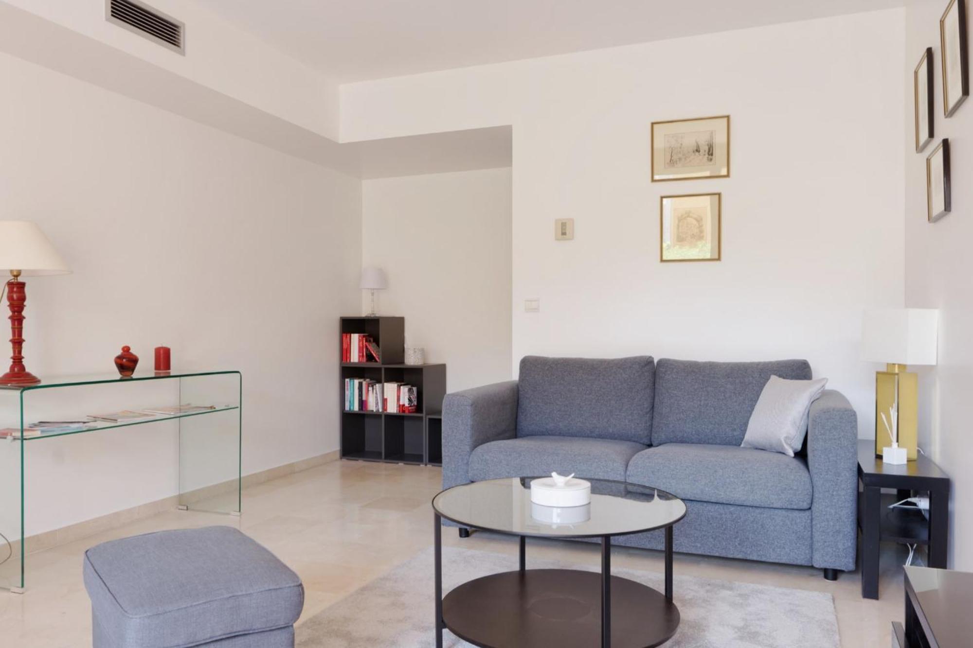 Mirabeau Furnished Flat Aix-en-Provence