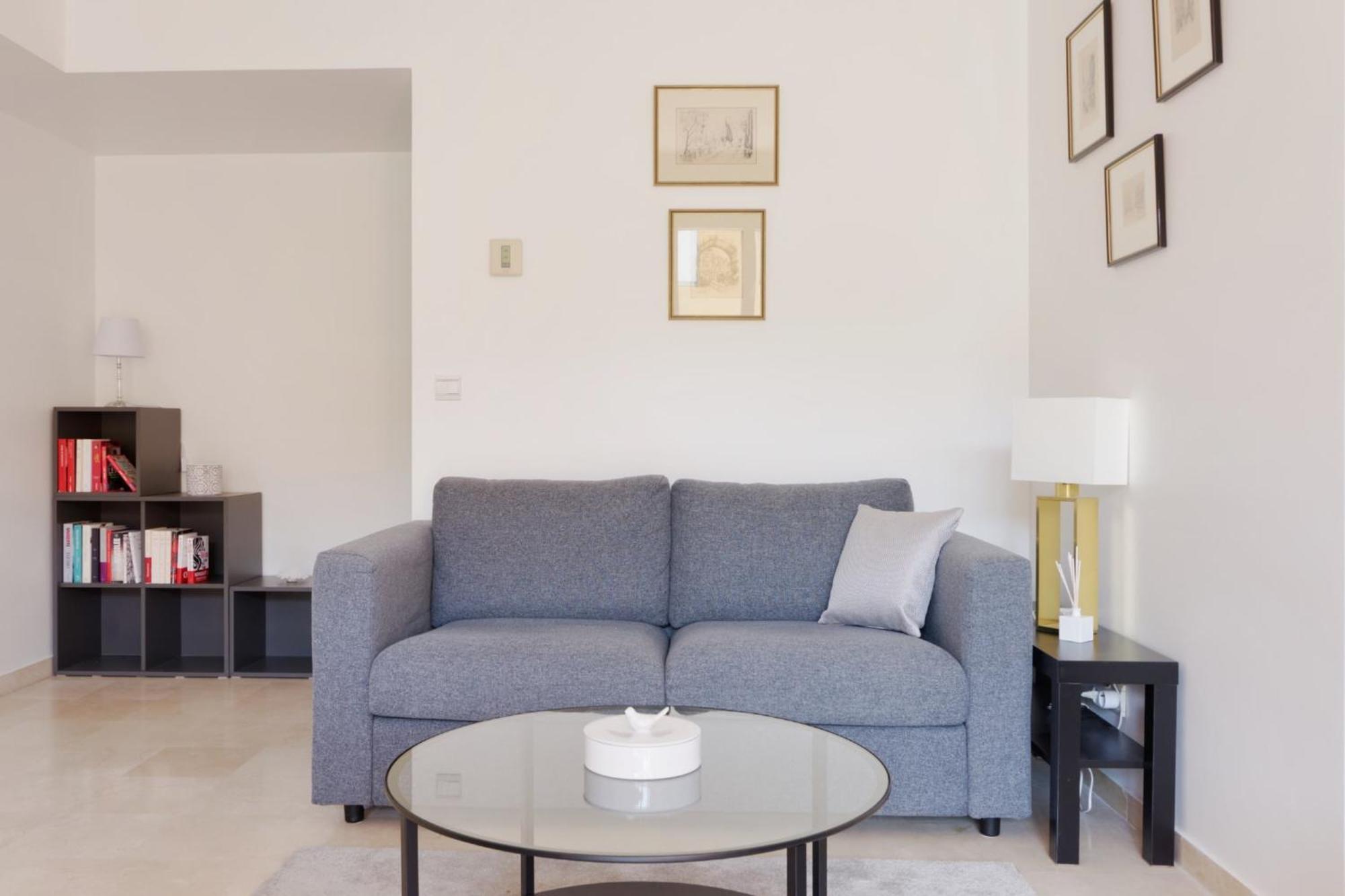 Mirabeau Furnished Flat Appartement